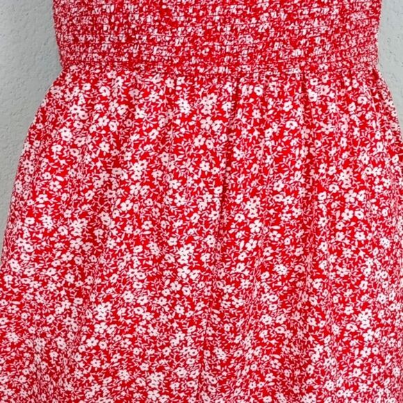 Blu Pepper Red Floral Wide Leg Sleeveless Jumpsuit sz L - Picture 5 of 10
